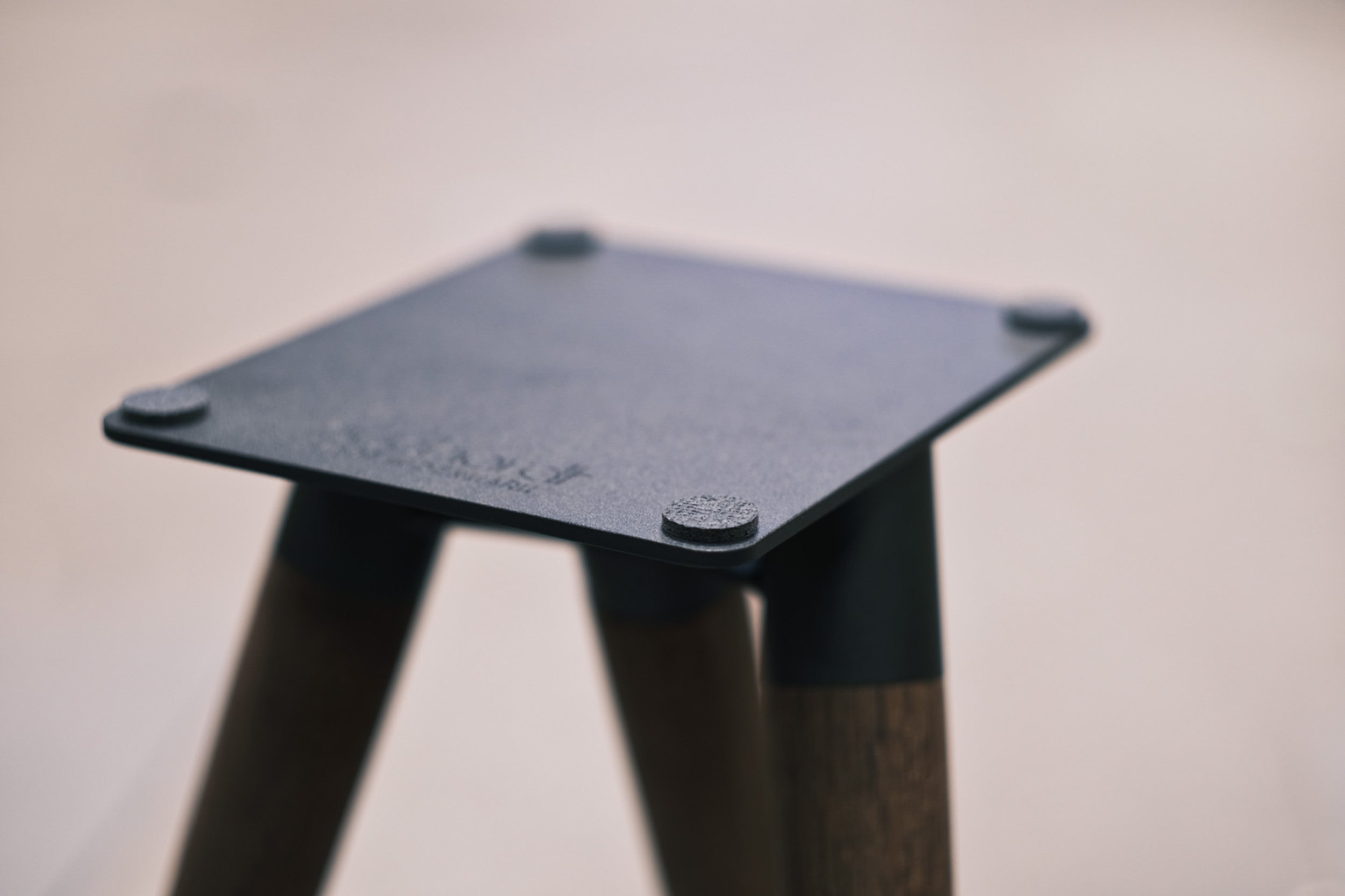 Buchardt Stands – Buchardt Audio