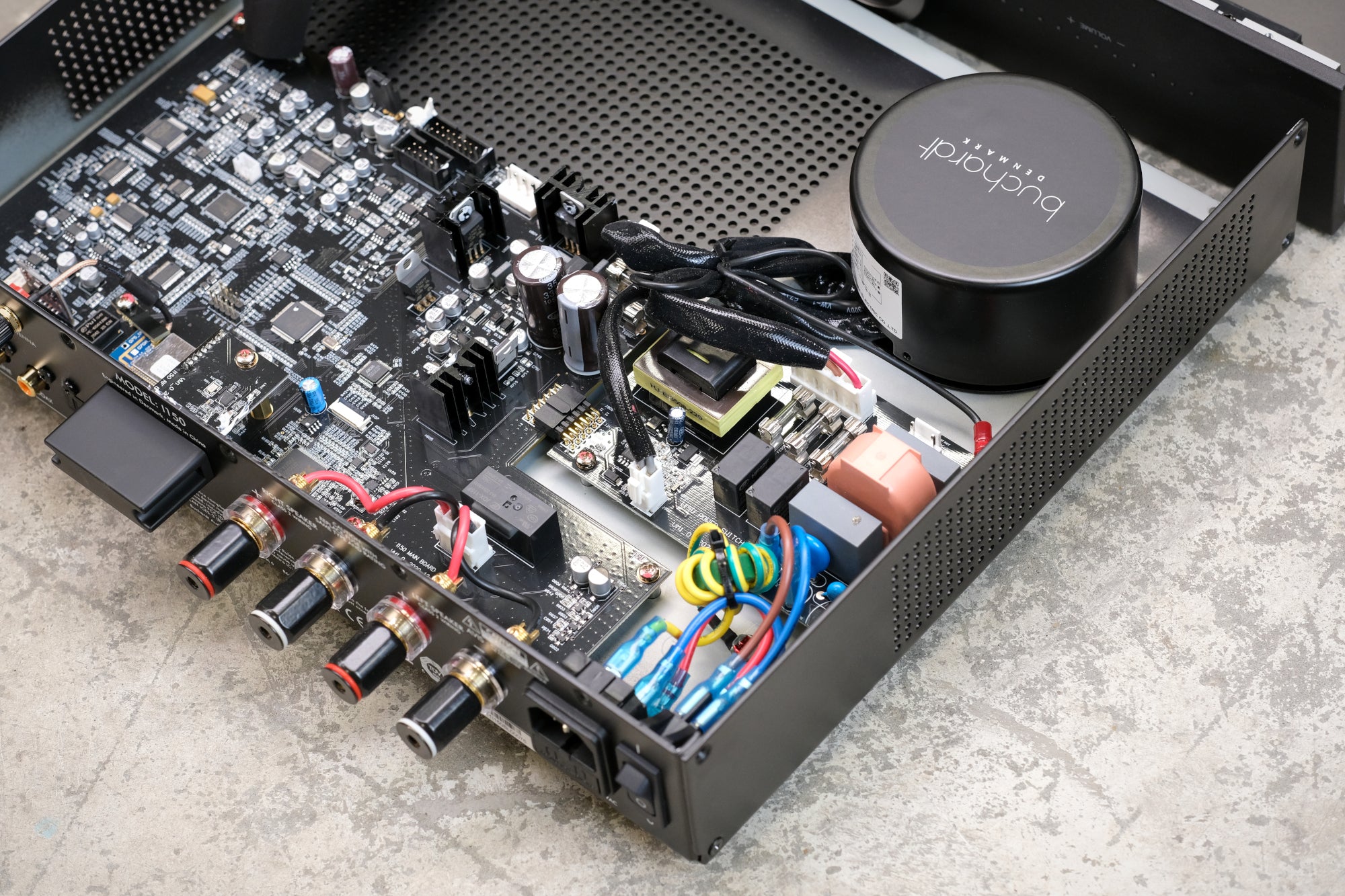 I150 Integrated Amplifier